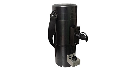 <b>PDT螺栓拉伸器</b>